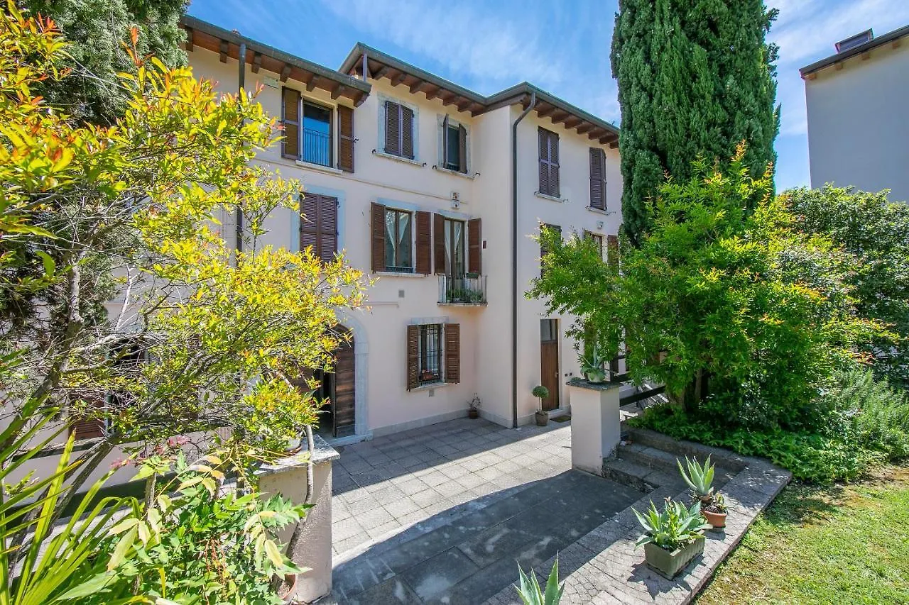 Berny 100M From Lake & Private Parking - Happy Rentals Salò