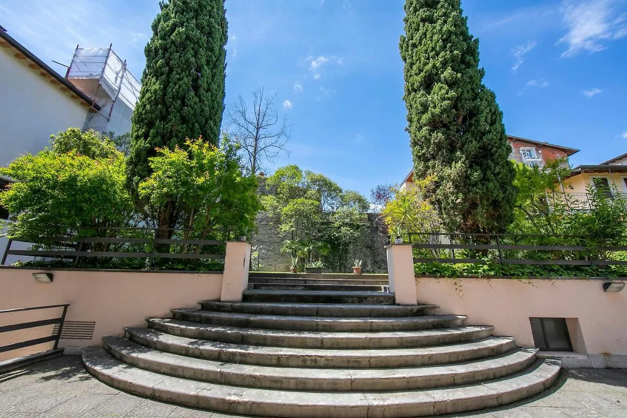 Daire Berny 100M From Lake & Private Parking - Happy Rentals Salò