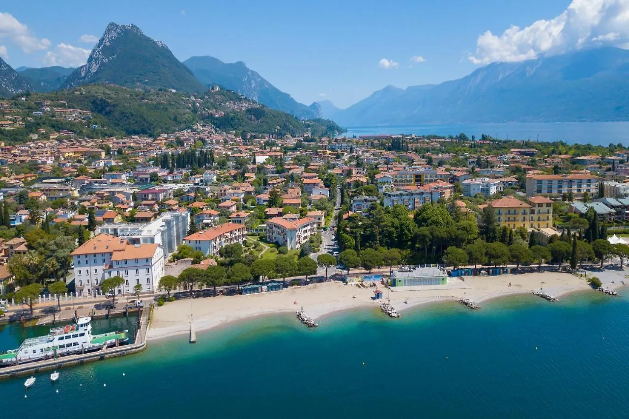 Berny 100M From Lake & Private Parking - Happy Rentals Salò